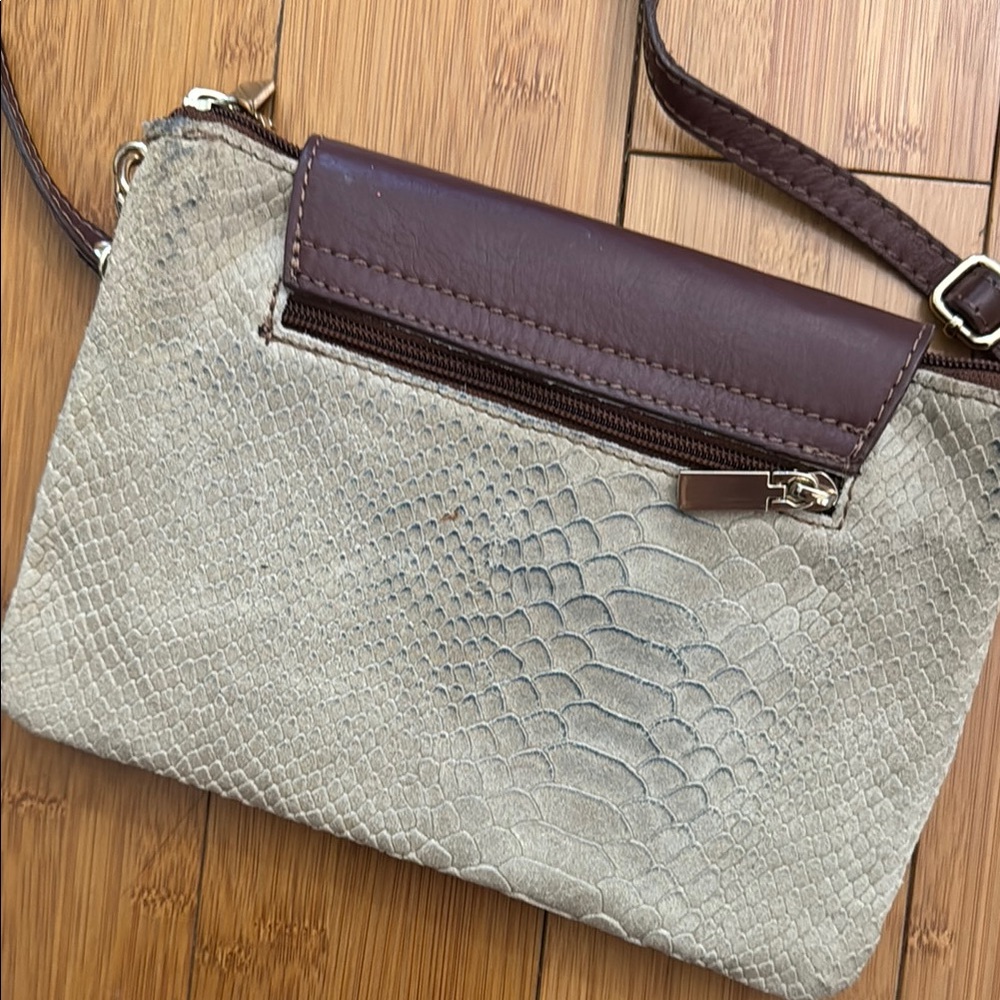 Vera Pelle Brown and Cream Crossbody Bag with Adjustable Strap - Picture 4 of 6